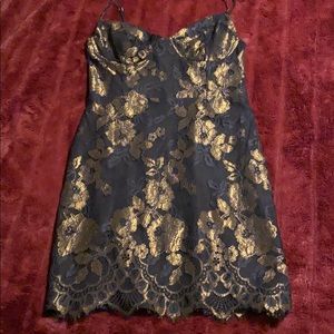 Gorgeous For Love & Lemons dress size small